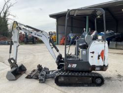 2019 BOBCAT E19. RUBBER/EXPANDING TRACKS