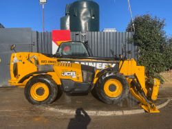 018 JCB TURBO 4X4X4: PRECISION POWERHOUSE WITH IMMOBILIZER