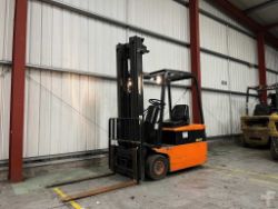 1998 DAEWOO B15T -CHARGER INCLUDED