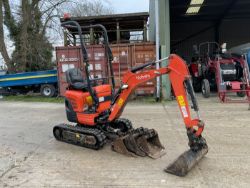 KUBOTA U10. RUBBER/EXPANDING TRACKS