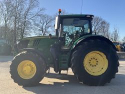 YEAR 2017 – 67 REG JOHN DEERE 6195R