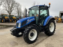 YEAR 2015 – 65 REG NEW HOLLAND T4.65
