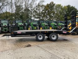 JPM 11TLL. 11 TON LOW LOADER. HYDRAULIC BRAKES