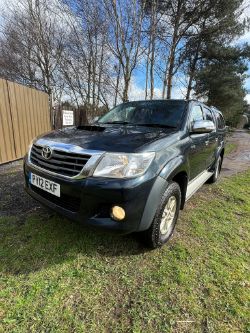 TOYOTA HILUX 2012 12 MONTHS