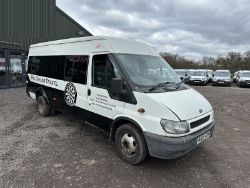 VERSATILE 2005 FORD TRANSIT MINIBUS: TURBO REPAIRABLE >>--NO VAT ON HAMMER--<<