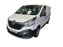 WHITE WONDER: READY-TO-WORK RENAULT TRAFIC SWB DIESEL