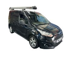 QUALITY CRAFTSMANSHIP: 2015 TRANSIT CONNECT 200 LIMITED