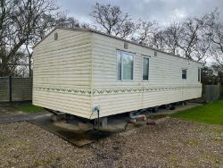 MODERN COMFORT: 1999 WILLERBY SALISBURY STATIC CARAVAN, OFF-SITE SALE