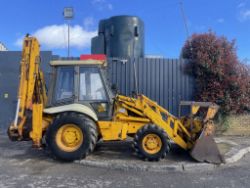 GO ANYWHERE MACHINE: 1995 4X4 WITH PERKINS DIESEL, MANUAL GEARBOX
