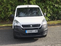 EFFICIENT WORKHORSE: 2018 PEUGEOT PARTNER PROFESSIONAL >>--NO VAT ON HAMMER--<<