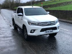 DOMINATE ANY TERRAIN: '18 TOYOTA HILUX 2.4 INVINCIBLE >>--NO VAT ON HAMMER--<<