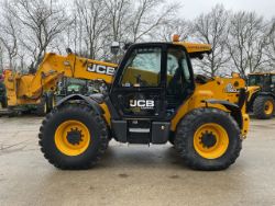 JCB 560-80 AGRI SUPER
