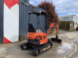 QUICK HITCH CONVENIENCE: KUBOTA EXCAVATOR VERSATILITY