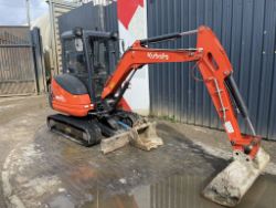 YEAR: 2016 KUBOTA KX71-3 MINI EXCAVATOR