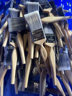 80 WOODEN HANDLE SILVER BRISTLE PAINT BRUSHES 2”