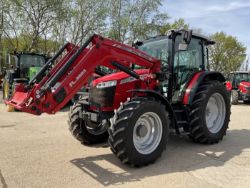 MASSEY FERGUSON 5711M TRACTOR WITH MASSEY FERGUSON FL.3823 LOADER