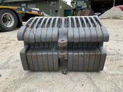 AGCO BLOCK WEIGHTS