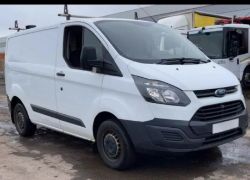 2015 FORD TRANSIT CUSTOM PANEL VAN - RELIABLE, WELL-MAINTAINED, AND READY FOR WORK