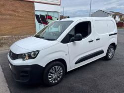 INTRODUCING THE PEUGEOT PARTNER PROFESSIONAL 1000 HDI