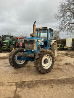 UNLEASH POWER AND PRECISION: FORD 7910 SUPER Q, 4WD TRACTOR