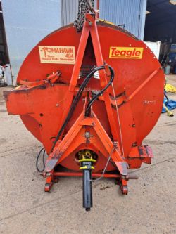 EFFICIENT STRAW PROCESSING: TEAGLE TOMAHAWK 404 STRAW CHOPPER