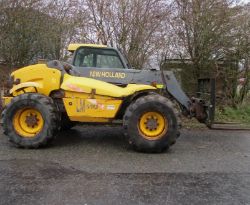 NEW HOLLAND LM410 TELEHANDLER - YOUR RELIABLE SOLUTION FOR HEAVY LIFTING
