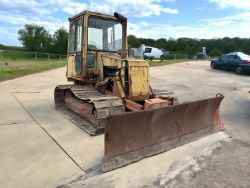 CATERPILLAR D3C BULLDOZER