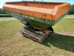 HIGH-PERFORMANCE AMAZONE ZA-U 1801 FERTILISER SPREADER
