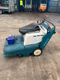 TENNANT 3643 WALK-BEHIND SWEEPER