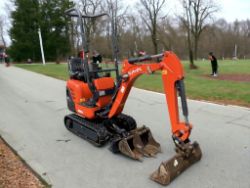 KUBOTA K008-3 MICRO EXCAVATOR - COMPACT POWERHOUSE FOR YOUR PROJECTS!