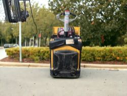 CAT LIFT TRUCKS ELECTRIC PALLET TRUCK - MODEL NPV20N2 (2015) **(INCLUDES CHARGER)**