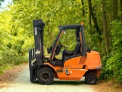 JUNGHEINRICH CD30C DIESEL FORKLIFT (2006)