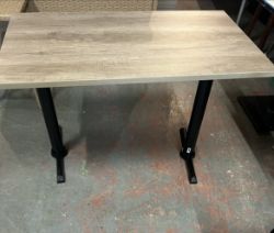 X4 BRAND NEW RESTAURANT/BAR COMPLETE TABLES GREY NEBRASKA OAK STYLE EFFECT