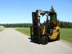 CAT LIFT TRUCK - GP18NT LPG FORKLIFT (2017)
