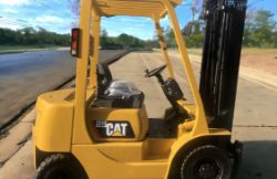 CAT DP 25 K,2.5 TON DIESEL FORKLIFT