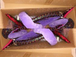 APPROX 40 X ASSORTED COLOURS TOY SNAKES
