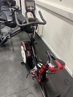 WATT EXERCISE BIKE GYM COMMERCIAL