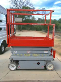 SKYJACK SJ3219 CHERRY PICKER