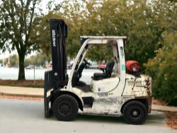 HYSTER LPG FORKLIFT - MODEL H4.0FTS (2012)