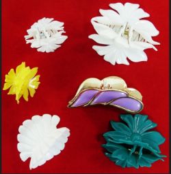 1350 X HAIR CLIPS MIXED - ASSTD COLOURS