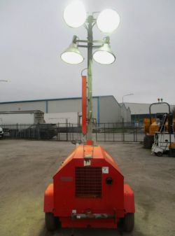 TEREX LIGHTING TOWER KUBOTA DIESEL ENGINE