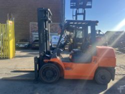 TOYOTA 7FGCU55 LPG FORKLIFT - YEAR 2005