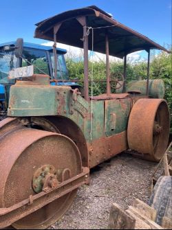 GREEN ROLLER