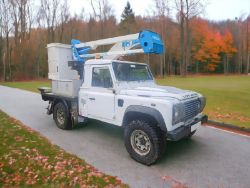 2013 LAND ROVER DEFENDER WITH CHERRY PICKER ACCESS LIFT