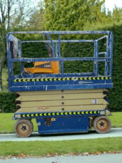 JLG 2646 CHERRY PICKER