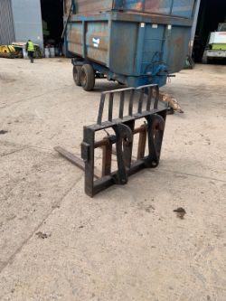 HEAVY-DUTY PALLET FORKS