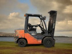 >>>SPECIAL CLEARANCE<<< 2017 TOYOTA DIESEL FORKLIFT - MODEL 02-8FDJF35