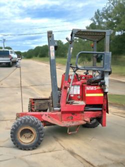 MOFFETT MOUNTY M2003 FORKLIFT TRUCK