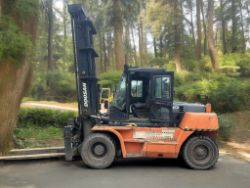 2009 DOOSAN D110S-5 DIESEL FORKLIFT