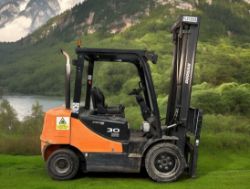 2012 DOOSAN D30S-5 DIESEL FORKLIFT